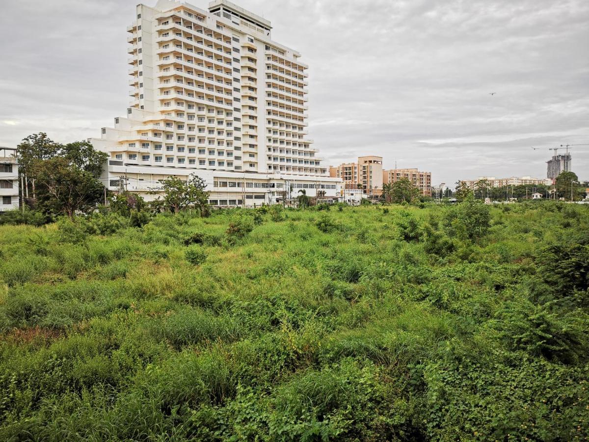 Ferienwohnung White House By Sorot ตึกขาวโดยโสรฬ Jomtien Beach Exterior foto