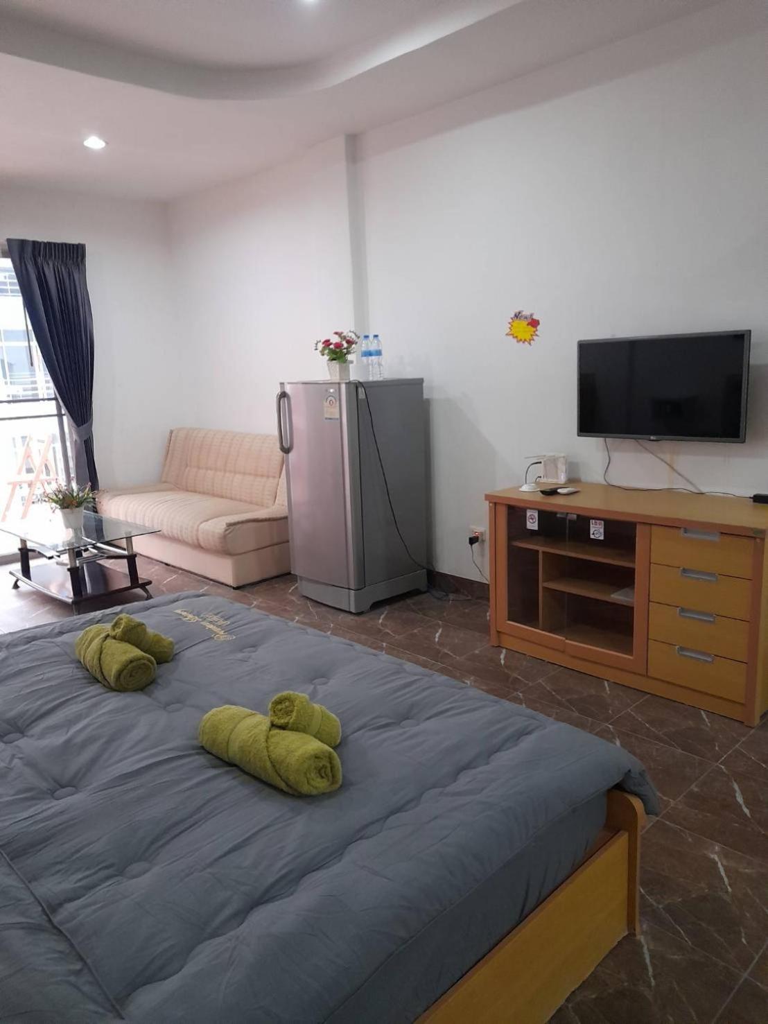Ferienwohnung White House By Sorot ตึกขาวโดยโสรฬ Jomtien Beach Exterior foto